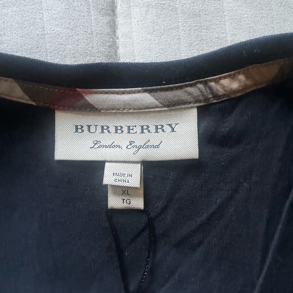 Men’s V-neck t-shirt. Black. Brand new with tag